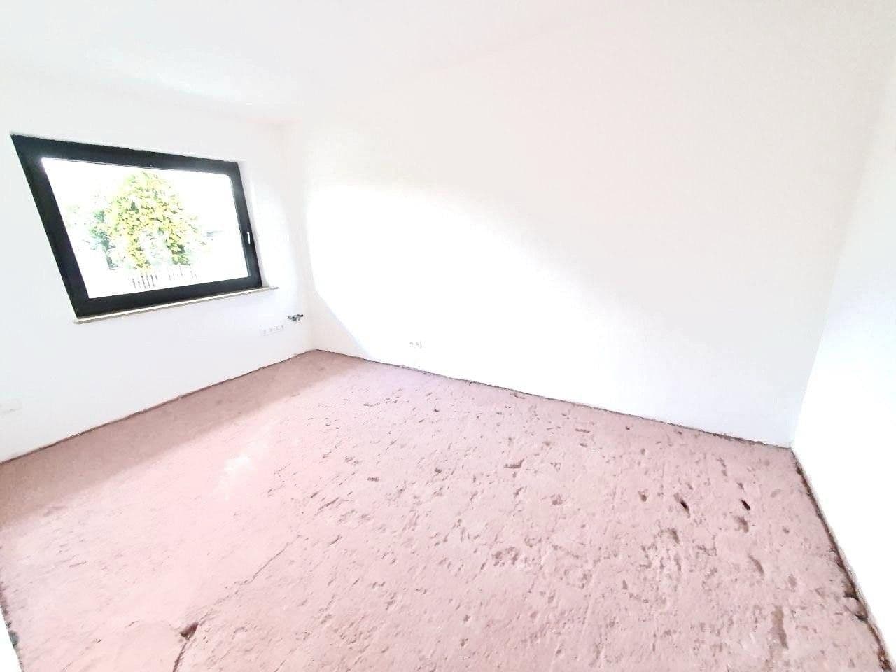 Predaj domu 200 m², pozemek 760 m², Rhauderfehn, Dolné Sasko Predaj domu 200 m², pozemek 760 m², Rhauderfehn, Dolné Sasko