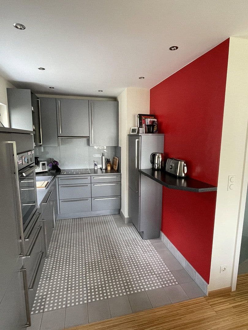Predaj domu 180 m², pozemek 662 m², Limburg an der Lahn, Hesensko Predaj domu 180 m², pozemek 662 m², Limburg an der Lahn, Hesensko
