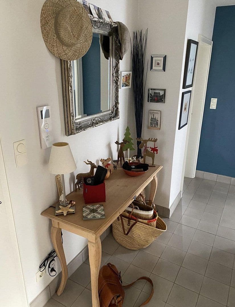 Predaj domu 180 m², pozemek 662 m², Limburg an der Lahn, Hesensko Predaj domu 180 m², pozemek 662 m², Limburg an der Lahn, Hesensko