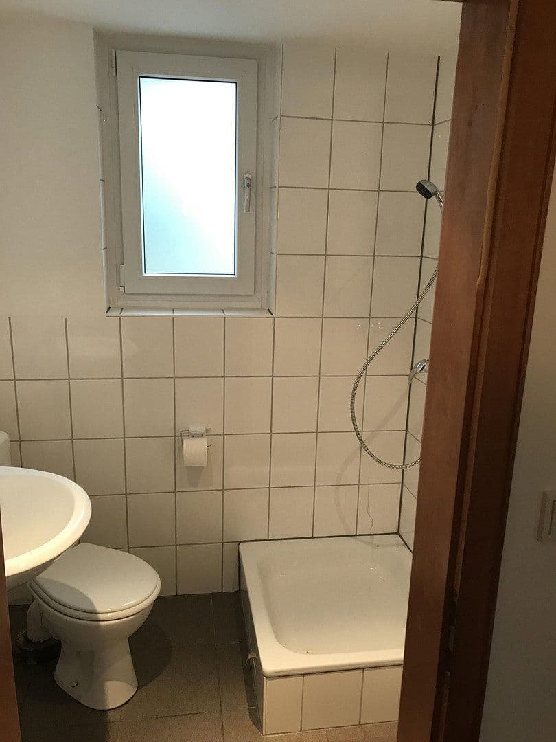 Predaj domu 180 m², pozemek 662 m², Limburg an der Lahn, Hesensko Predaj domu 180 m², pozemek 662 m², Limburg an der Lahn, Hesensko