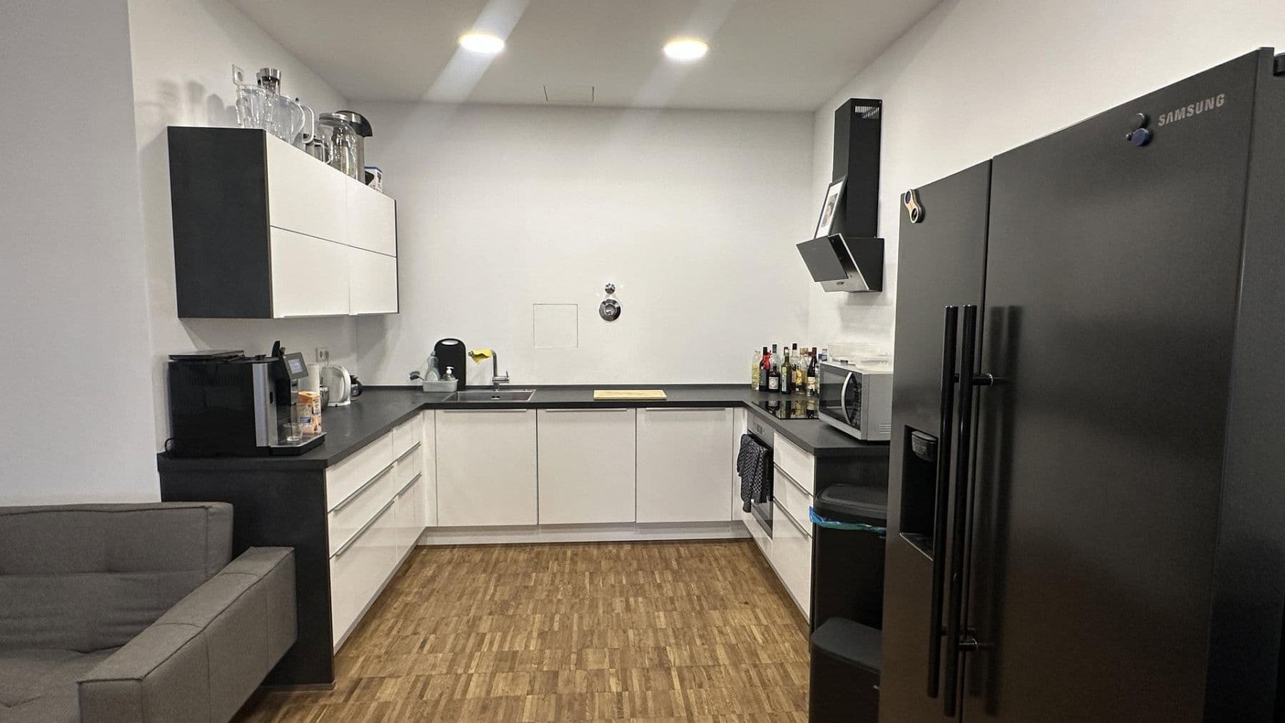 Prenájom kancelárie 380 m², Bergheimer Str. 147, Heidelberg, Bádensko-Wurttembersko Prenájom kancelárie 380 m², Bergheimer Str. 147, Heidelberg, Bádensko-Wurttembersko