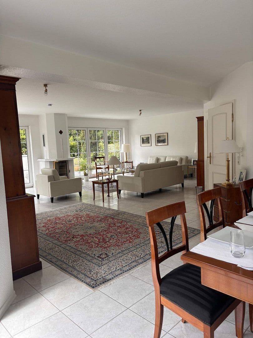 Predaj domu 198 m², pozemek 747 m², Herborn, Hesensko Predaj domu 198 m², pozemek 747 m², Herborn, Hesensko