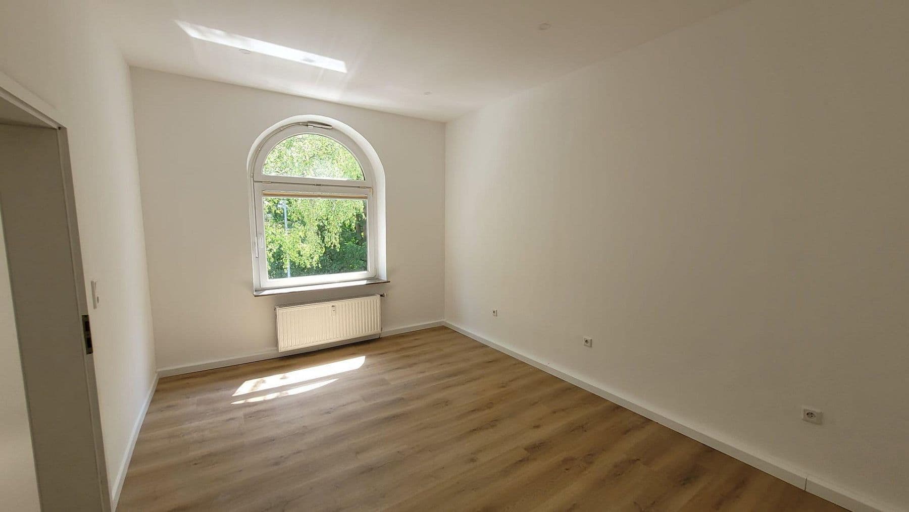 Predaj bytu 3-izbový 80 m², Bochum, Severné Porýnie - Westfálsko Predaj bytu 3-izbový 80 m², Bochum, Severné Porýnie - Westfálsko