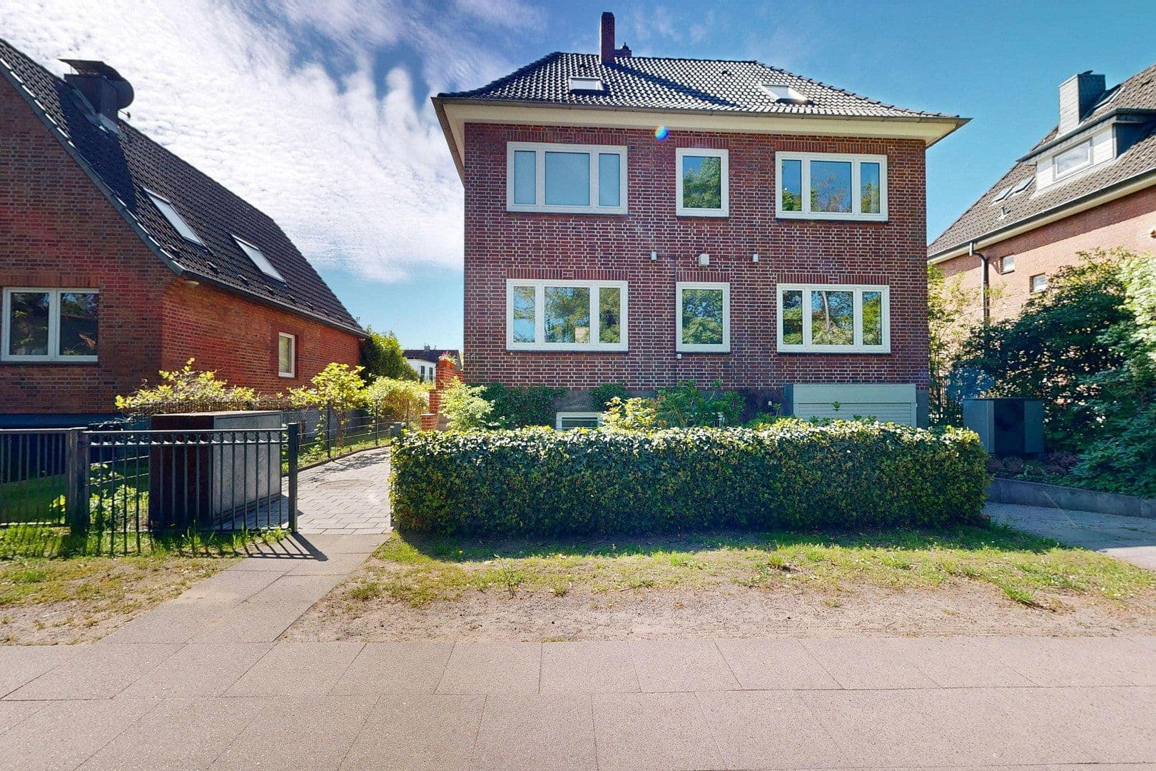 Predaj domu 191 m², pozemek 804 m², Hamburg-Langenhorn, Hamburg Predaj domu 191 m², pozemek 804 m², Hamburg-Langenhorn, Hamburg