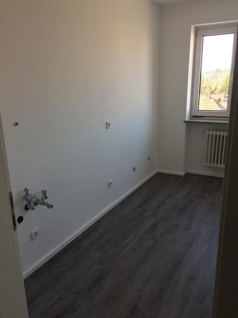 Predaj domu 560 m², pozemek 549 m², Nürnberg, Bavorsko Predaj domu 560 m², pozemek 549 m², Nürnberg, Bavorsko