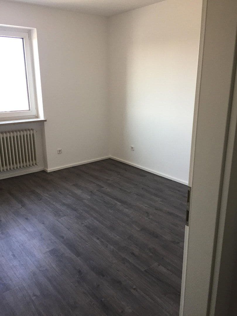 Predaj domu 560 m², pozemek 549 m², Nürnberg, Bavorsko Predaj domu 560 m², pozemek 549 m², Nürnberg, Bavorsko