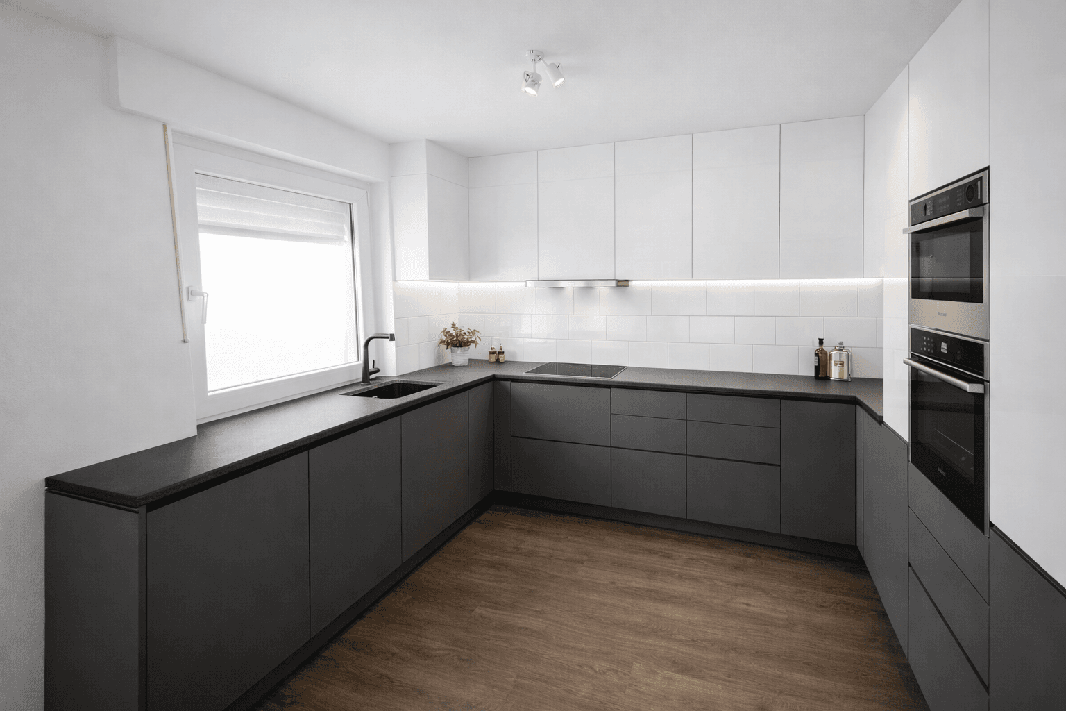 Predaj bytu 3-izbový 71 m², Köln, Severné Porýnie - Westfálsko Predaj bytu 3-izbový 71 m², Köln, Severné Porýnie - Westfálsko