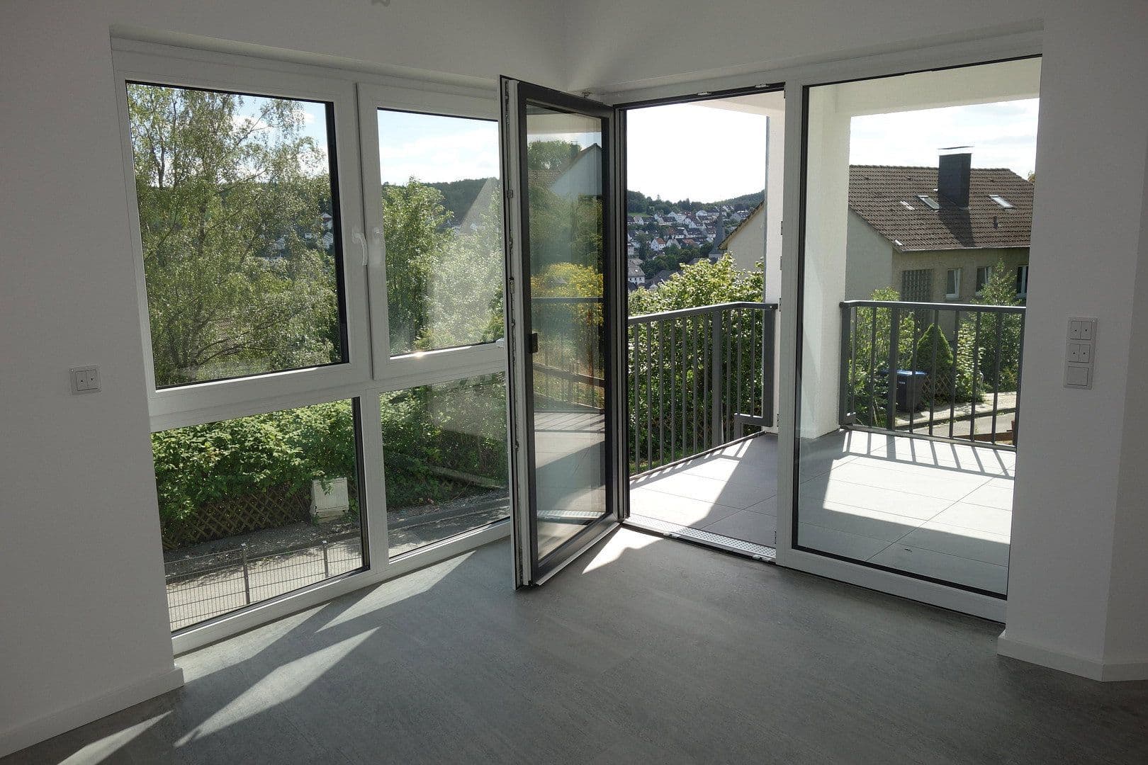Prenájom bytu 2-izbový 75 m², Ginsterweg 2, Neuenrade, Severné Porýnie - Westfálsko Prenájom bytu 2-izbový 75 m², Ginsterweg 2, Neuenrade, Severné Porýnie - Westfálsko