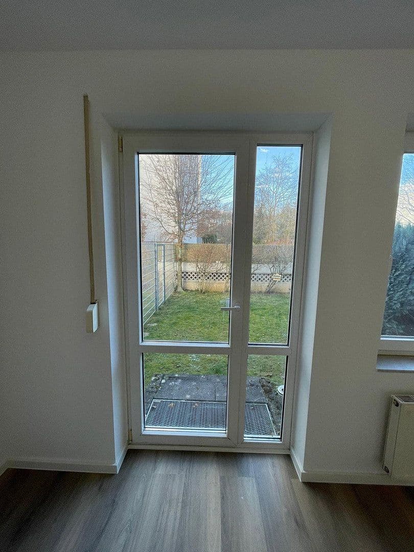 Prenájom bytu 2-izbový 56 m², Taunusstraße 7, Kerpen, Severné Porýnie - Westfálsko Prenájom bytu 2-izbový 56 m², Taunusstraße 7, Kerpen, Severné Porýnie - Westfálsko