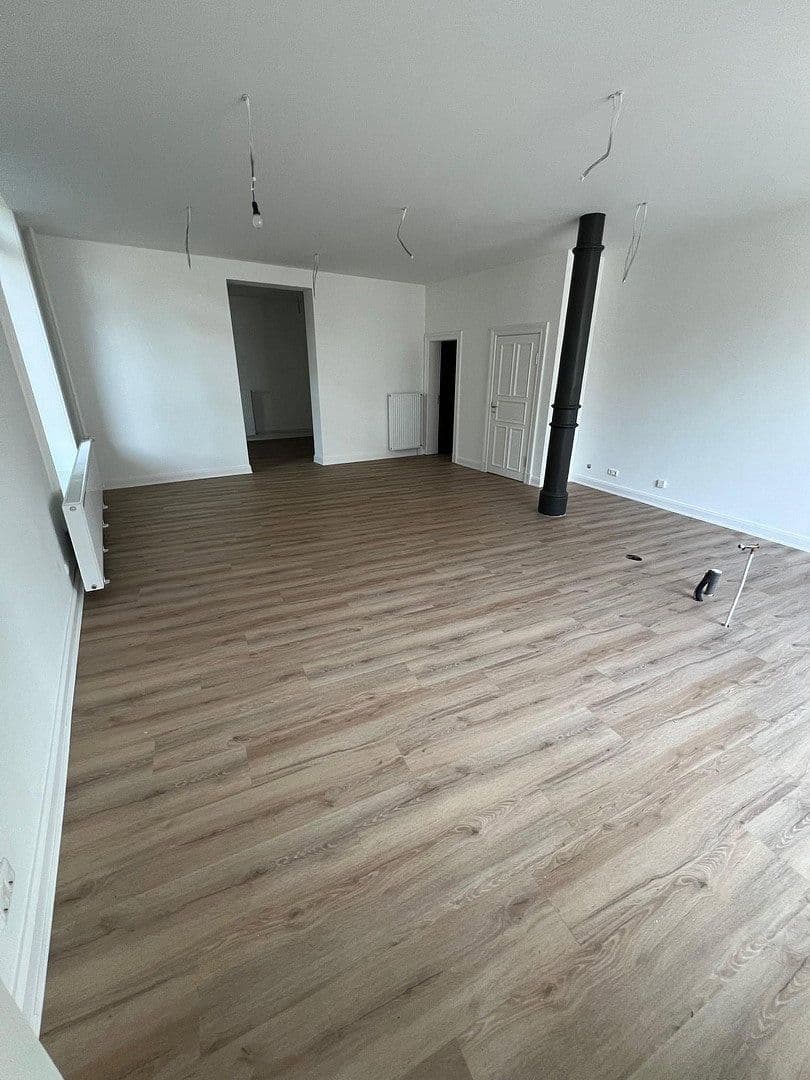Prenájom nebytového priestoru 150 m², Eichenstraße 29, Hamburg, Hamburg Prenájom nebytového priestoru 150 m², Eichenstraße 29, Hamburg, Hamburg