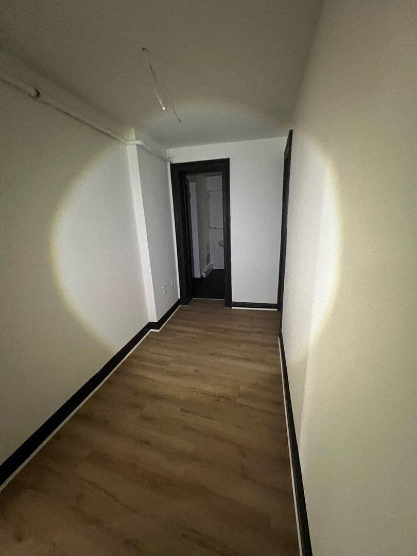 Prenájom nebytového priestoru 150 m², Eichenstraße 29, Hamburg, Hamburg Prenájom nebytového priestoru 150 m², Eichenstraße 29, Hamburg, Hamburg