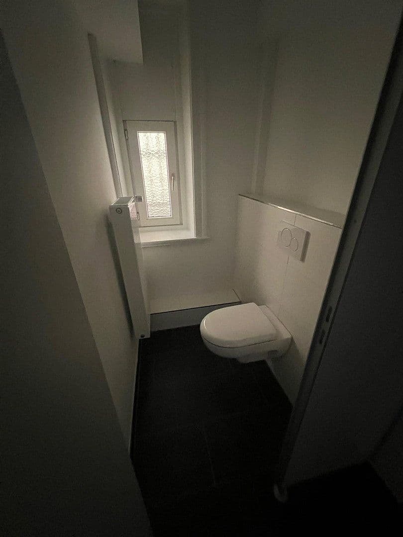Prenájom nebytového priestoru 150 m², Eichenstraße 29, Hamburg, Hamburg Prenájom nebytového priestoru 150 m², Eichenstraße 29, Hamburg, Hamburg