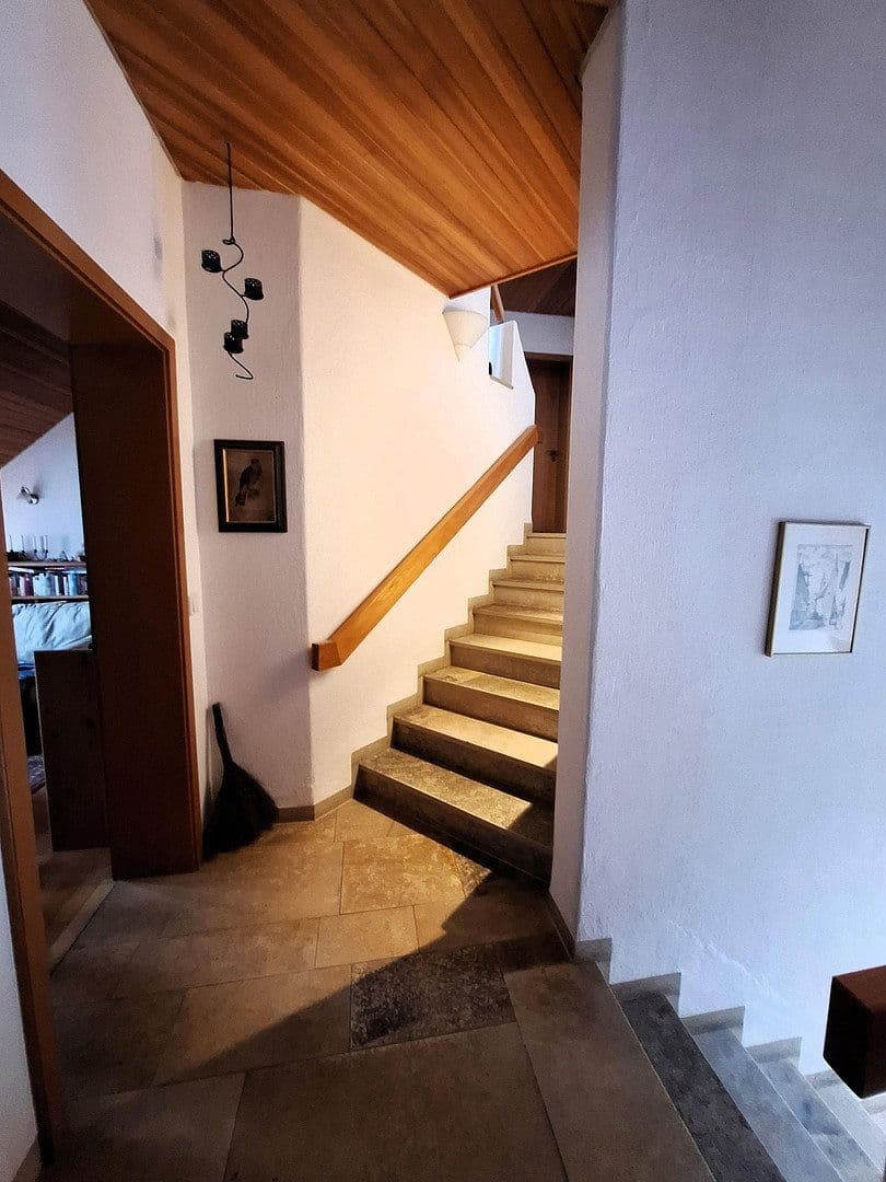 Predaj domu 300 m², pozemek 971 m², Dietfurt an der Altmühl, Bavorsko Predaj domu 300 m², pozemek 971 m², Dietfurt an der Altmühl, Bavorsko