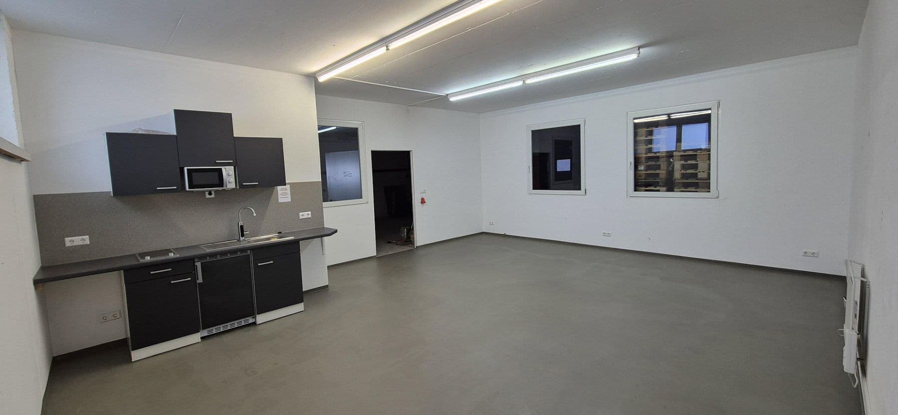Prenájom nebytového priestoru 700 m², Altensteig, Bádensko-Wurttembersko Prenájom nebytového priestoru 700 m², Altensteig, Bádensko-Wurttembersko