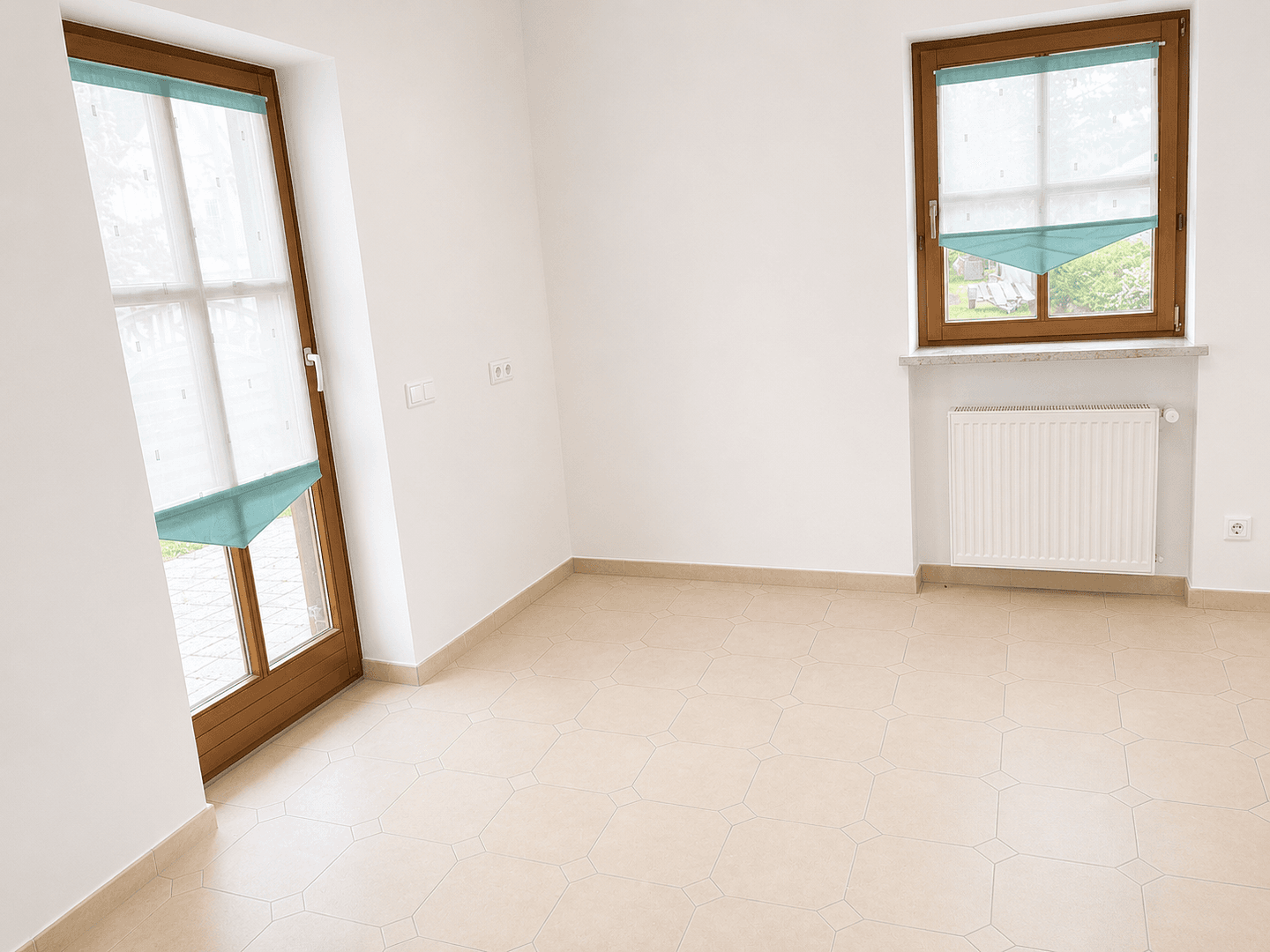 Prenájom bytu 4-izbový 116 m², Hutstraße 15, 18, Itzgrund, Bavorsko Prenájom bytu 4-izbový 116 m², Hutstraße 15, 18, Itzgrund, Bavorsko