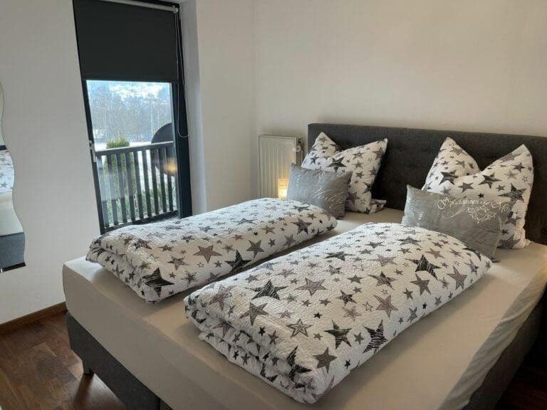 Predaj domu 210 m², pozemek 327 m², Winterbergerstr. 44, Freyung, Bavorsko Predaj domu 210 m², pozemek 327 m², Winterbergerstr. 44, Freyung, Bavorsko