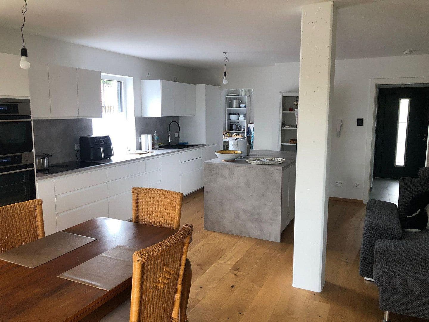 Predaj bytu 4-izbový 113 m², Adelheidstr. 1b, Bad Heilbrunn, Bavorsko Predaj bytu 4-izbový 113 m², Adelheidstr. 1b, Bad Heilbrunn, Bavorsko