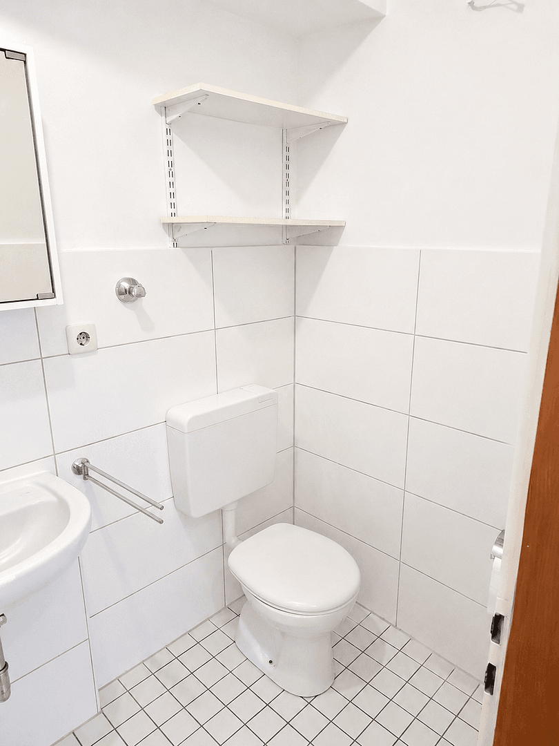 Prenájom bytu 1-izbový 27 m², Moltkestr. 9, Aachen, Severné Porýnie - Westfálsko Prenájom bytu 1-izbový 27 m², Moltkestr. 9, Aachen, Severné Porýnie - Westfálsko