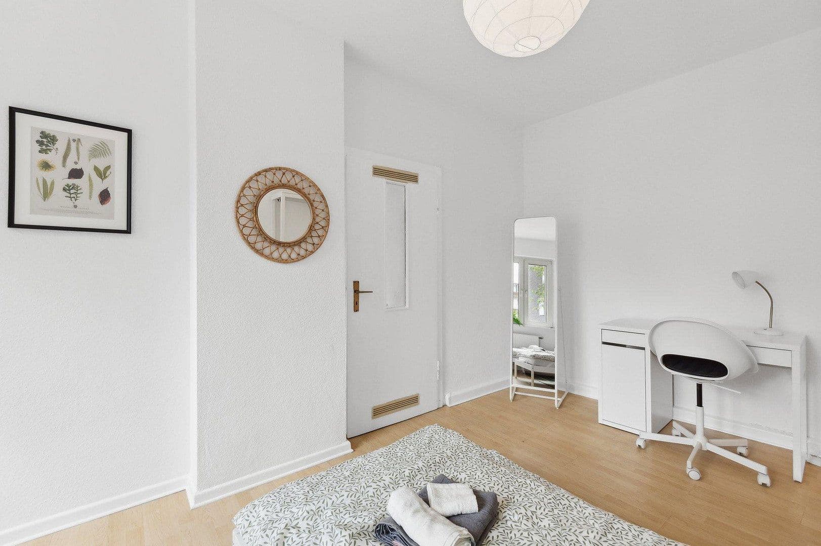 Prenájom bytu 3-izbový 62 m², Küntzelstraße 33, Essen, Severné Porýnie - Westfálsko Prenájom bytu 3-izbový 62 m², Küntzelstraße 33, Essen, Severné Porýnie - Westfálsko