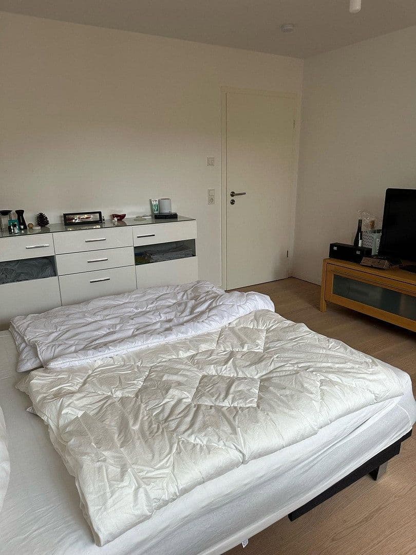 Predaj domu 146 m², pozemek 298 m², Wiesbaden, Hesensko Predaj domu 146 m², pozemek 298 m², Wiesbaden, Hesensko
