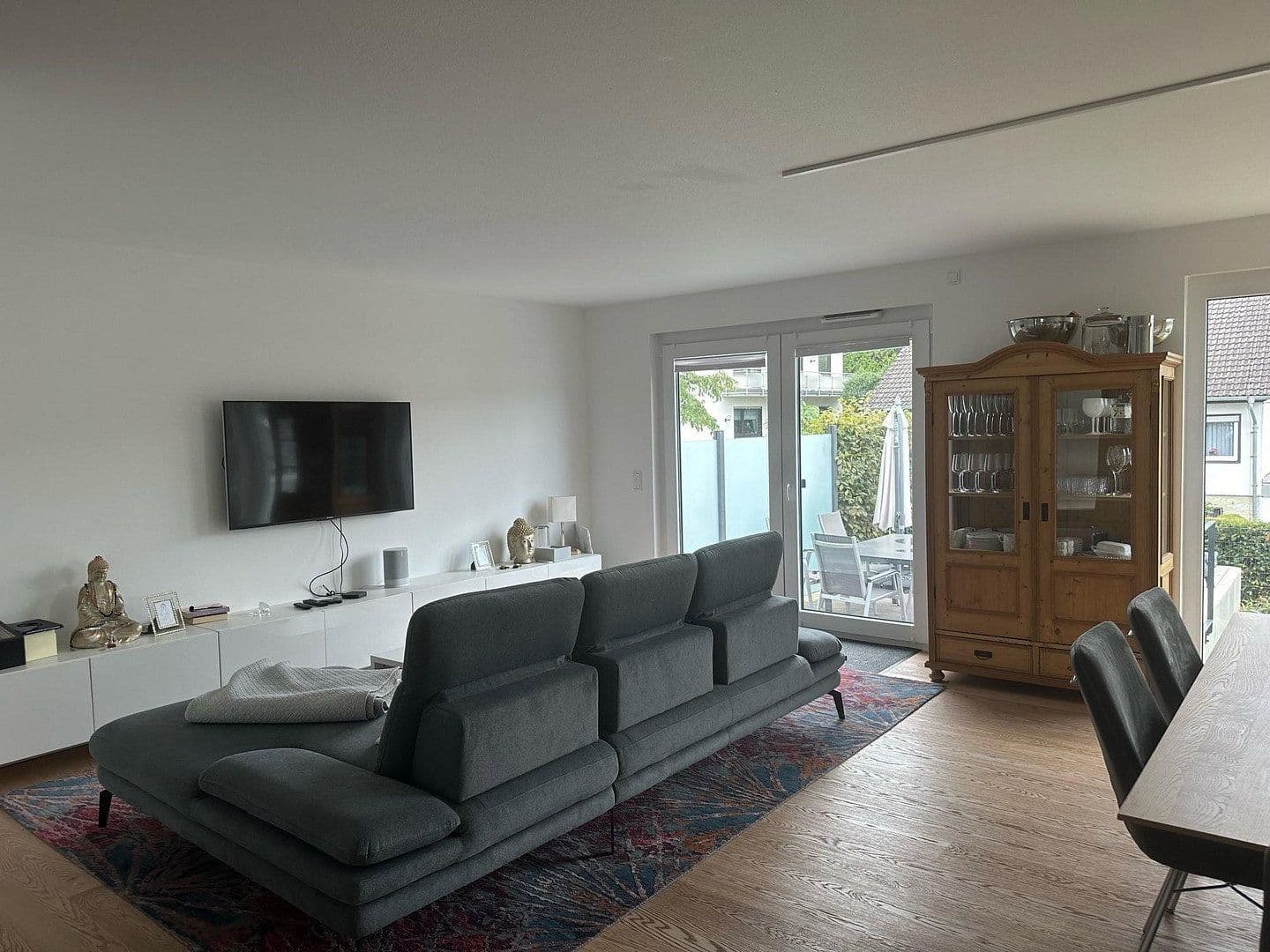 Predaj domu 146 m², pozemek 298 m², Wiesbaden, Hesensko Predaj domu 146 m², pozemek 298 m², Wiesbaden, Hesensko