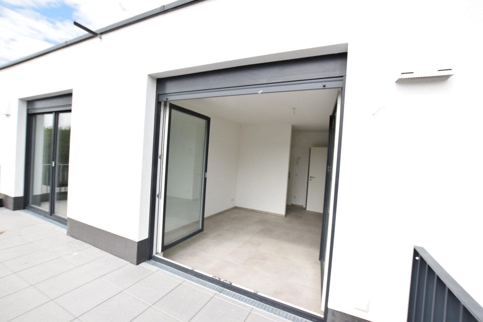Prenájom bytu 1-izbový 55 m², Köln, Severné Porýnie - Westfálsko Prenájom bytu 1-izbový 55 m², Köln, Severné Porýnie - Westfálsko