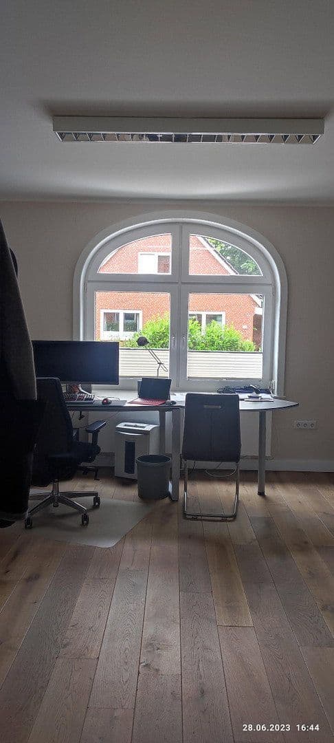 Predaj domu 180 m², pozemek 566 m², Niebüll, Šlezvicko-Holštajnsko Predaj domu 180 m², pozemek 566 m², Niebüll, Šlezvicko-Holštajnsko