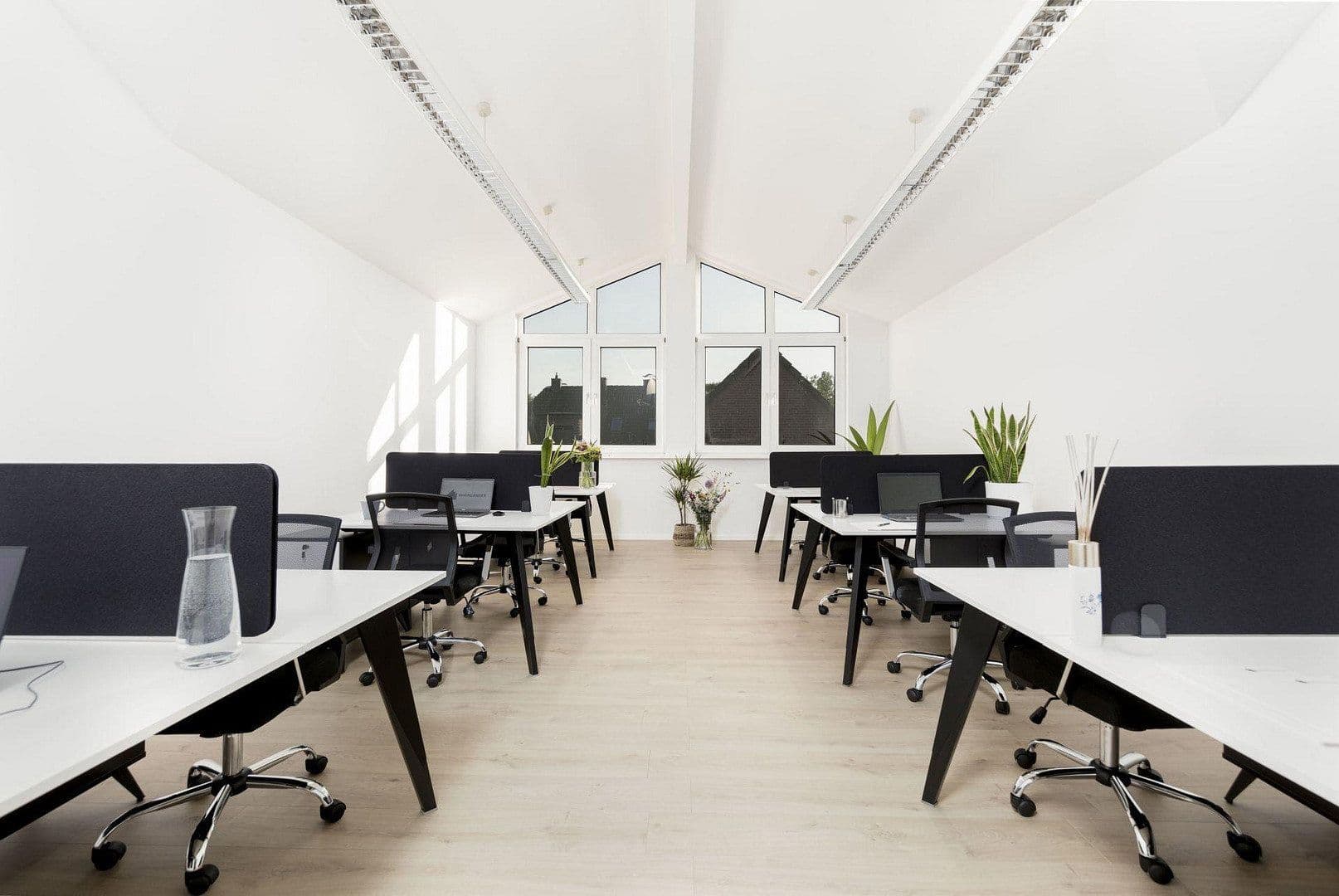 Prenájom kancelárie 1.500 m², Langenfelder Straße 166, Leverkusen, Severné Porýnie - Westfálsko Prenájom kancelárie 1.500 m², Langenfelder Straße 166, Leverkusen, Severné Porýnie - Westfálsko