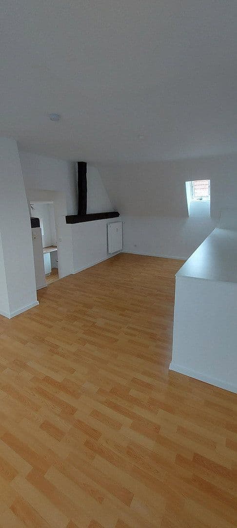 Prenájom bytu 2-izbový 55 m², Landau-Queichheim, Porýnie-Falcko Prenájom bytu 2-izbový 55 m², Landau-Queichheim, Porýnie-Falcko