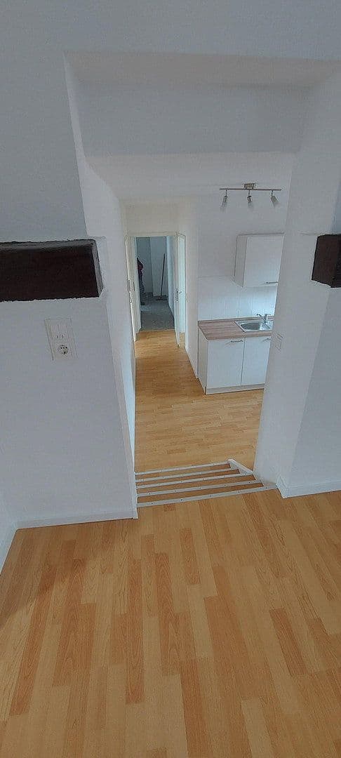 Prenájom bytu 2-izbový 55 m², Landau-Queichheim, Porýnie-Falcko Prenájom bytu 2-izbový 55 m², Landau-Queichheim, Porýnie-Falcko