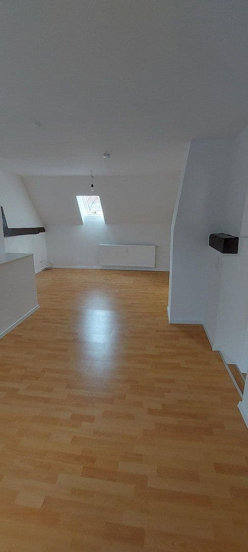 Prenájom bytu 2-izbový 55 m², Landau-Queichheim, Porýnie-Falcko Prenájom bytu 2-izbový 55 m², Landau-Queichheim, Porýnie-Falcko