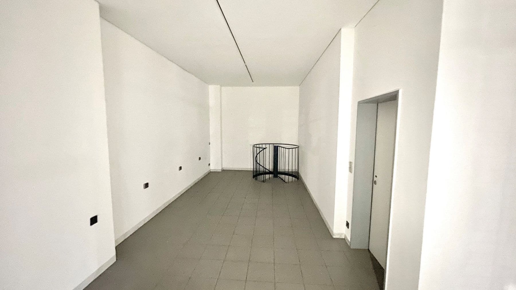 Prenájom nebytového priestoru 46 m², Mönchengladbach-Rheydt, Severné Porýnie - Westfálsko Prenájom nebytového priestoru 46 m², Mönchengladbach-Rheydt, Severné Porýnie - Westfálsko