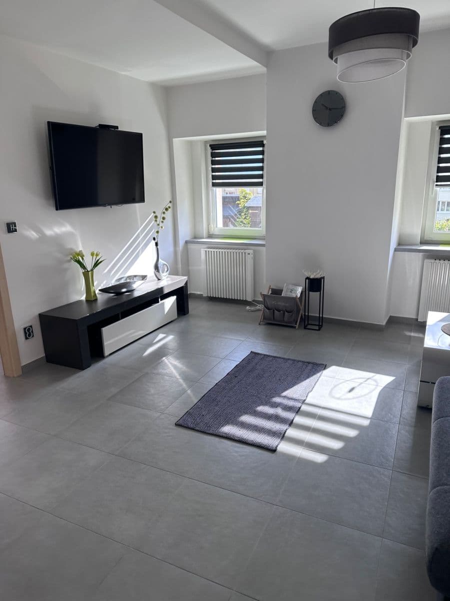 Prenájom bytu 1-izbový 67 m², nám. Republiky, Lázně Kynžvart, Karlovarský kraj Prenájom bytu 1-izbový 67 m², nám. Republiky, Lázně Kynžvart, Karlovarský kraj