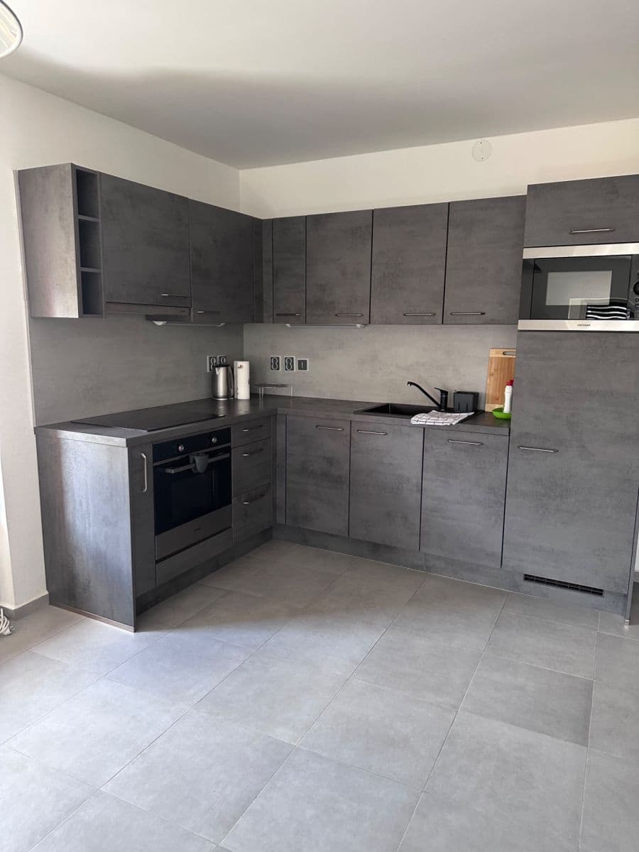 Prenájom bytu 1-izbový 67 m², nám. Republiky, Lázně Kynžvart, Karlovarský kraj Prenájom bytu 1-izbový 67 m², nám. Republiky, Lázně Kynžvart, Karlovarský kraj