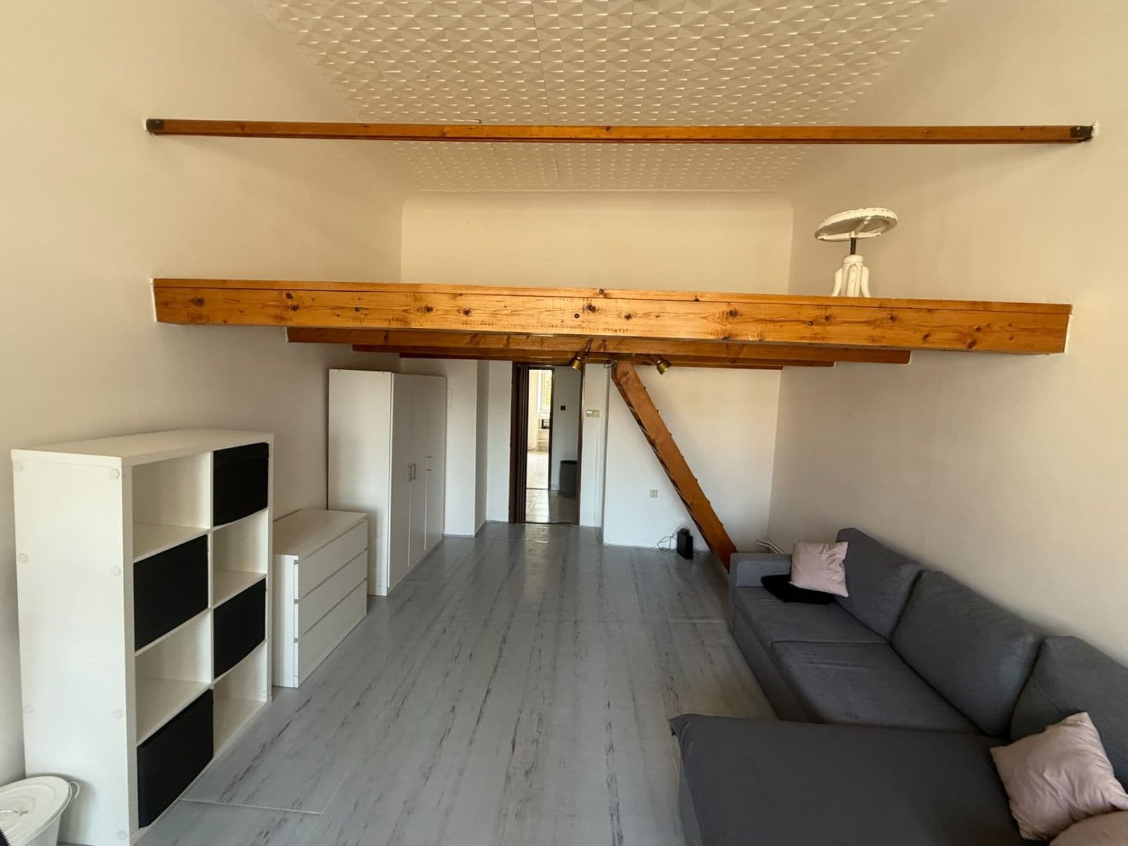 Prenájom bytu 1-izbový 49 m², náměstí Republiky, Plzeň, Plzeňský kraj Prenájom bytu 1-izbový 49 m², náměstí Republiky, Plzeň, Plzeňský kraj