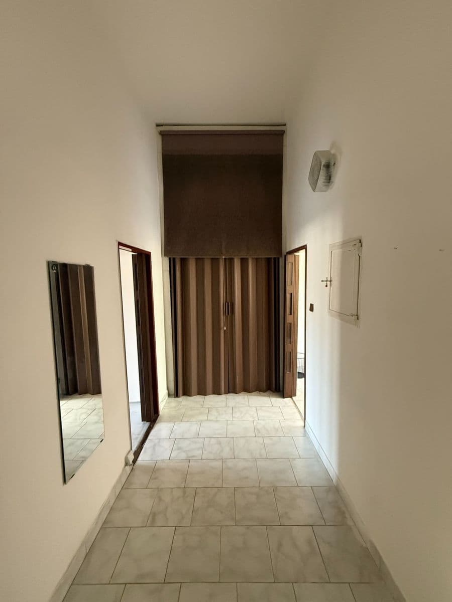 Prenájom bytu 1-izbový 49 m², náměstí Republiky, Plzeň, Plzeňský kraj Prenájom bytu 1-izbový 49 m², náměstí Republiky, Plzeň, Plzeňský kraj