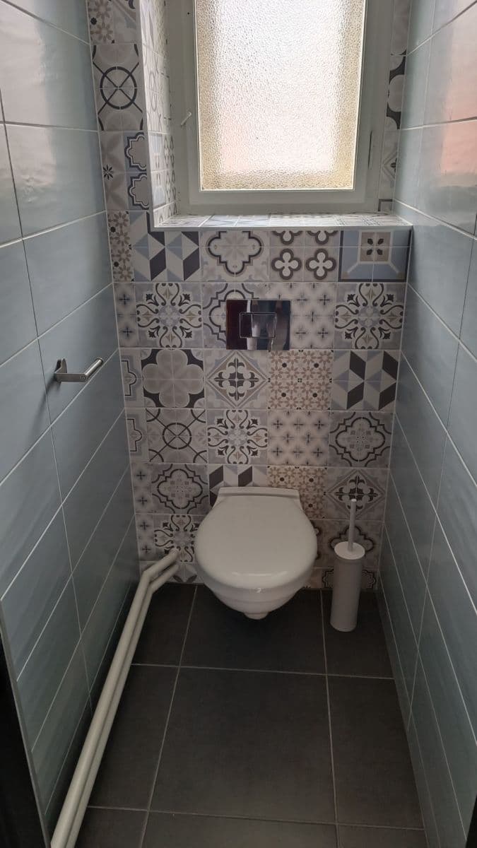 Prenájom bytu 3-izbový 89 m², Kapitána Jaroše, Plzeň, Plzeňský kraj Prenájom bytu 3-izbový 89 m², Kapitána Jaroše, Plzeň, Plzeňský kraj