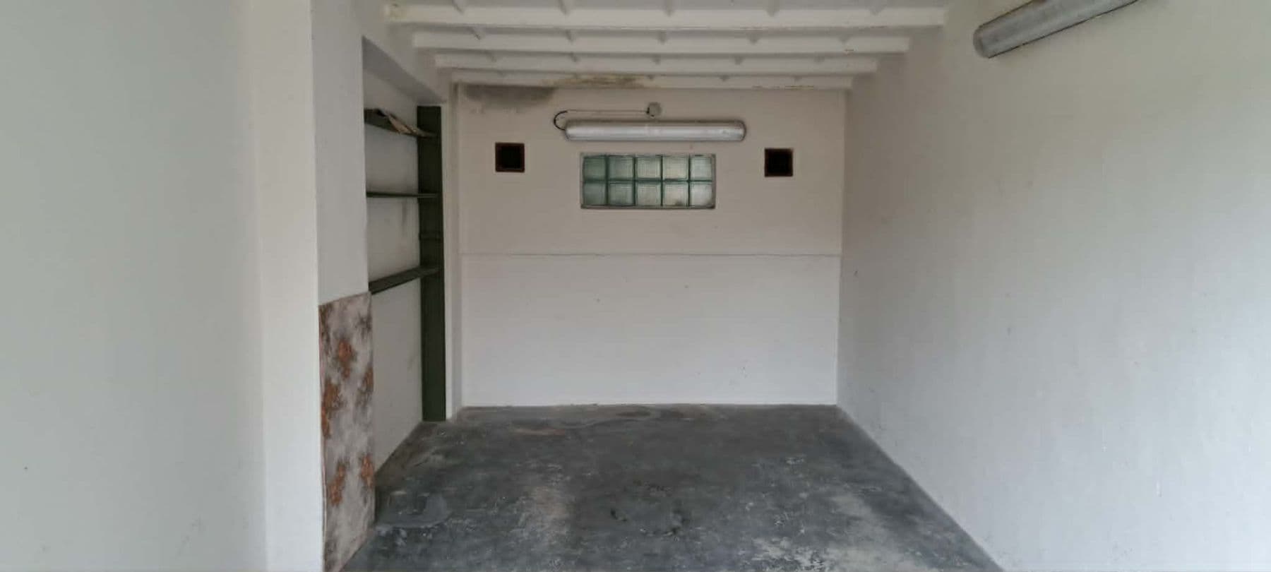 Prenájom garáže 19 m², Rajhradská, Brno, Jihomoravský kraj Prenájom garáže 19 m², Rajhradská, Brno, Jihomoravský kraj