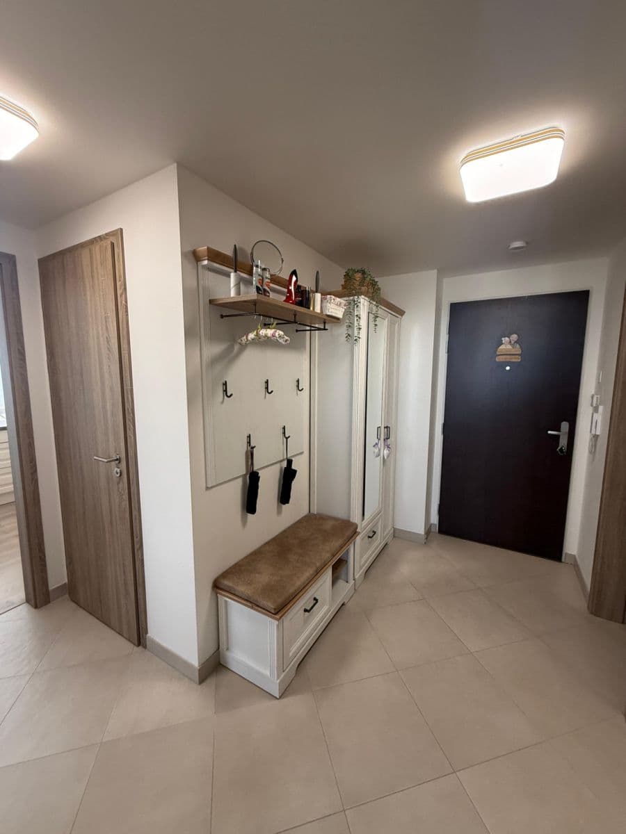 Predaj bytu 3-izbový 69 m², Do Zahrádek Ⅰ, Praha, Praha Predaj bytu 3-izbový 69 m², Do Zahrádek Ⅰ, Praha, Praha