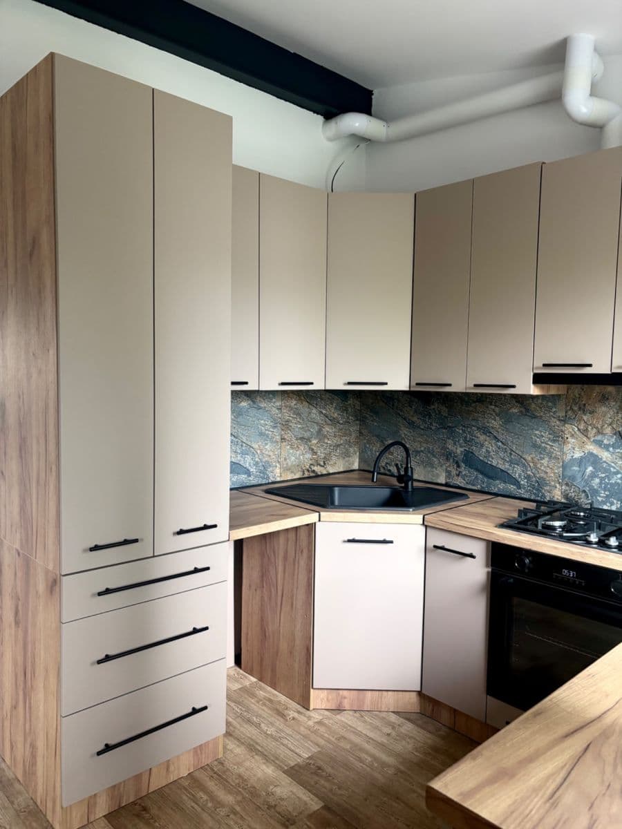 Prenájom bytu 3-izbový 70 m², Svatoplukova, Ostrava, Moravskoslezský kraj Prenájom bytu 3-izbový 70 m², Svatoplukova, Ostrava, Moravskoslezský kraj