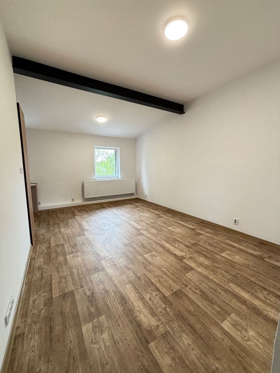 Prenájom bytu 3-izbový 70 m², Svatoplukova, Ostrava, Moravskoslezský kraj Prenájom bytu 3-izbový 70 m², Svatoplukova, Ostrava, Moravskoslezský kraj