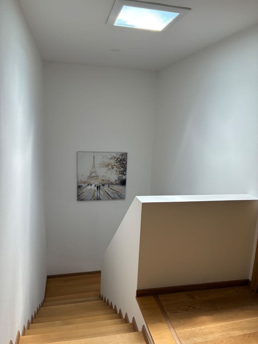 Prenájom domu 180 m², pozemek 100 m², Skalka nad Váhom, Trenčiansky kraj Prenájom domu 180 m², pozemek 100 m², Skalka nad Váhom, Trenčiansky kraj
