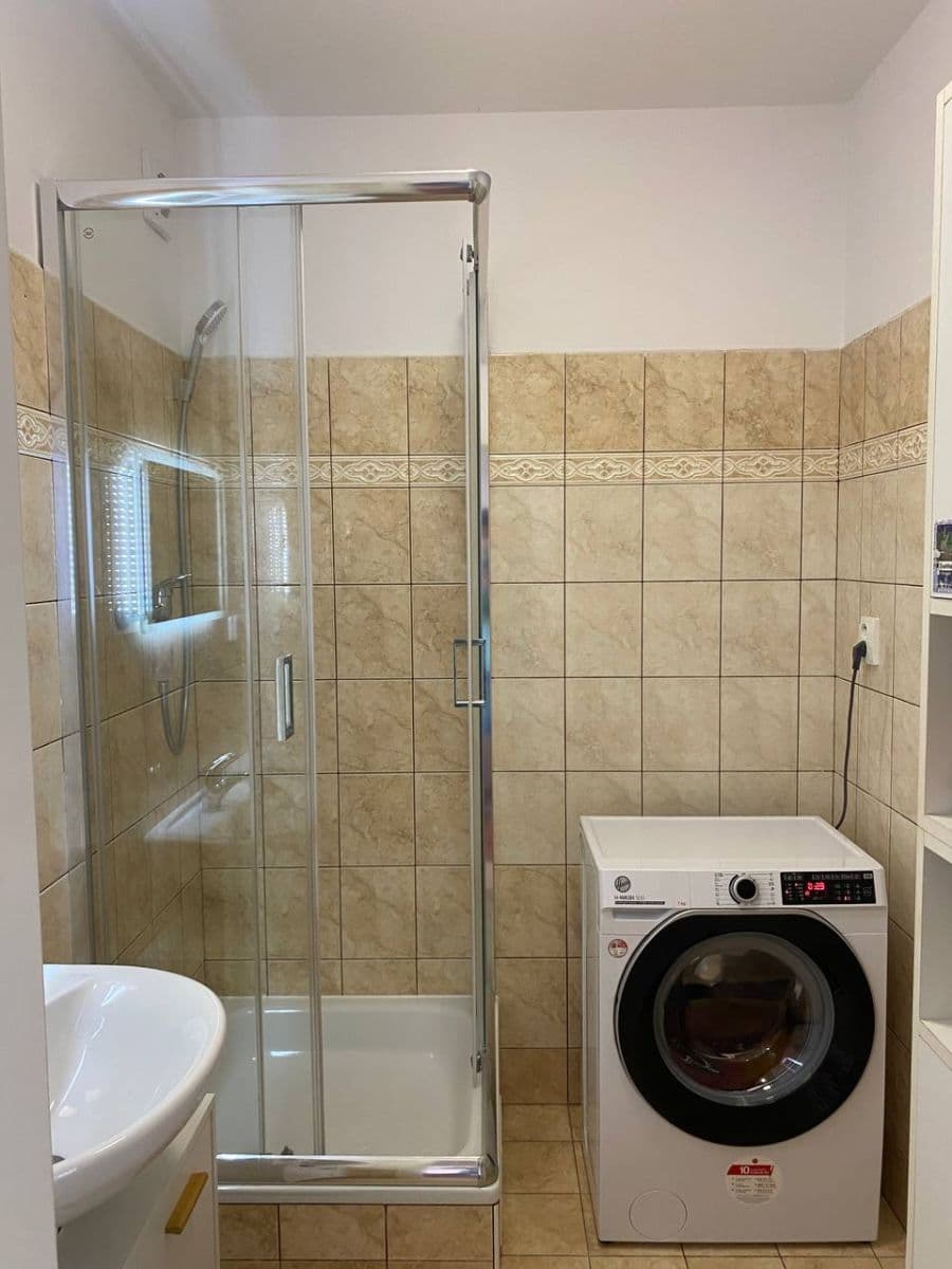 Predaj bytu 2-izbový 39 m², Štúrova, Praha, Praha Predaj bytu 2-izbový 39 m², Štúrova, Praha, Praha
