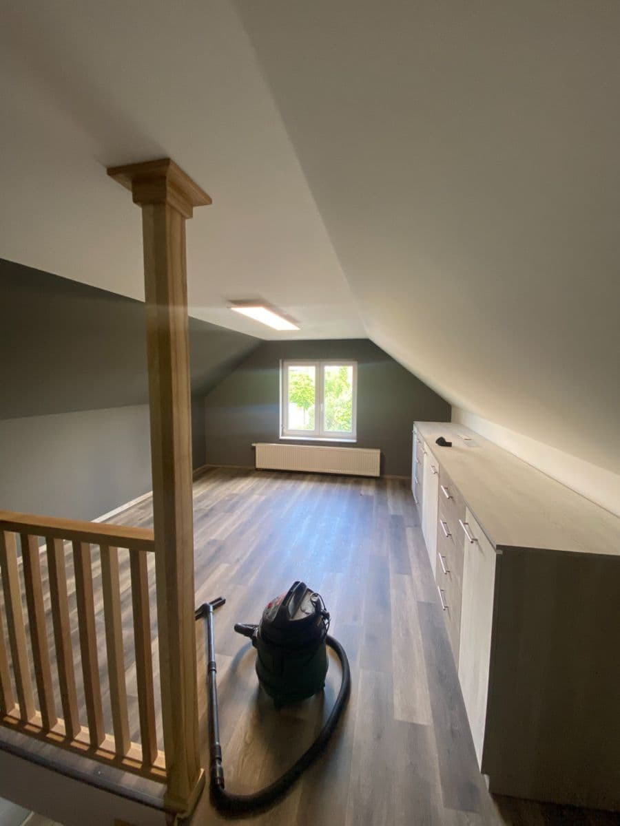 Predaj domu 185 m², pozemek 417 m², Ke Hřišti, Hrobce, Ústecký kraj Predaj domu 185 m², pozemek 417 m², Ke Hřišti, Hrobce, Ústecký kraj