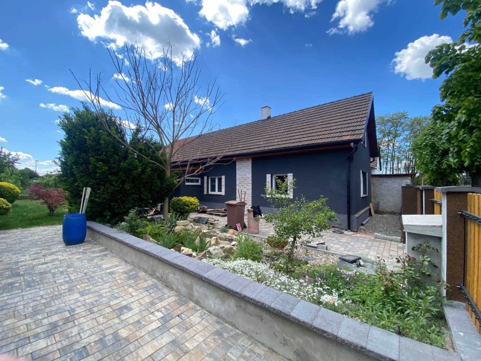 Predaj domu 185 m², pozemek 417 m², Ke Hřišti, Hrobce, Ústecký kraj Predaj domu 185 m², pozemek 417 m², Ke Hřišti, Hrobce, Ústecký kraj