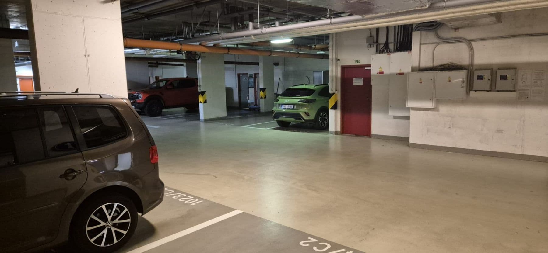 Prenájom garáže 13 m², Pod Harfou, Praha, Praha Prenájom garáže 13 m², Pod Harfou, Praha, Praha