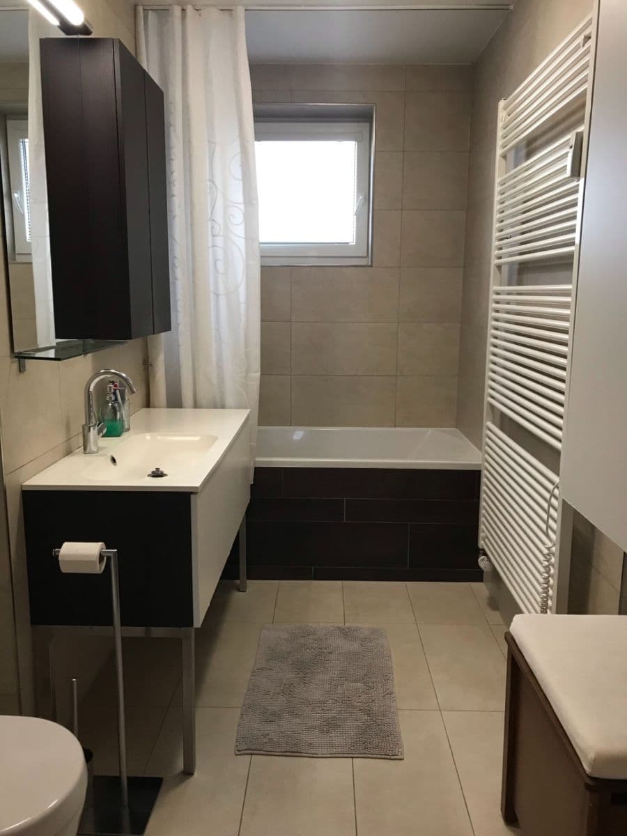 Prenájom bytu 3-izbový 80 m², Komenského, Frýdlant nad Ostravicí, Moravskoslezský kraj Prenájom bytu 3-izbový 80 m², Komenského, Frýdlant nad Ostravicí, Moravskoslezský kraj
