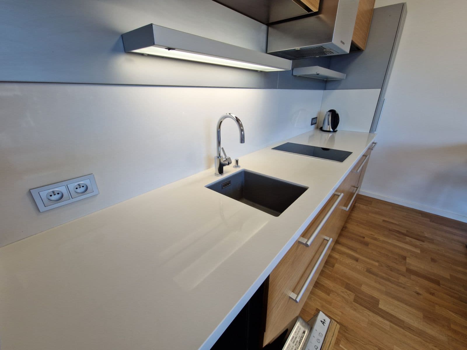 Prenájom bytu 1-izbový 38 m², Smrčkova, Praha, Praha Prenájom bytu 1-izbový 38 m², Smrčkova, Praha, Praha