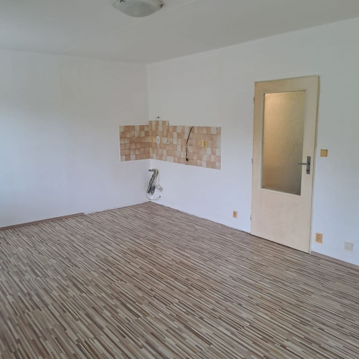 Predaj nebytového priestoru 31 m², Bašteckého, Praha, Praha Predaj nebytového priestoru 31 m², Bašteckého, Praha, Praha