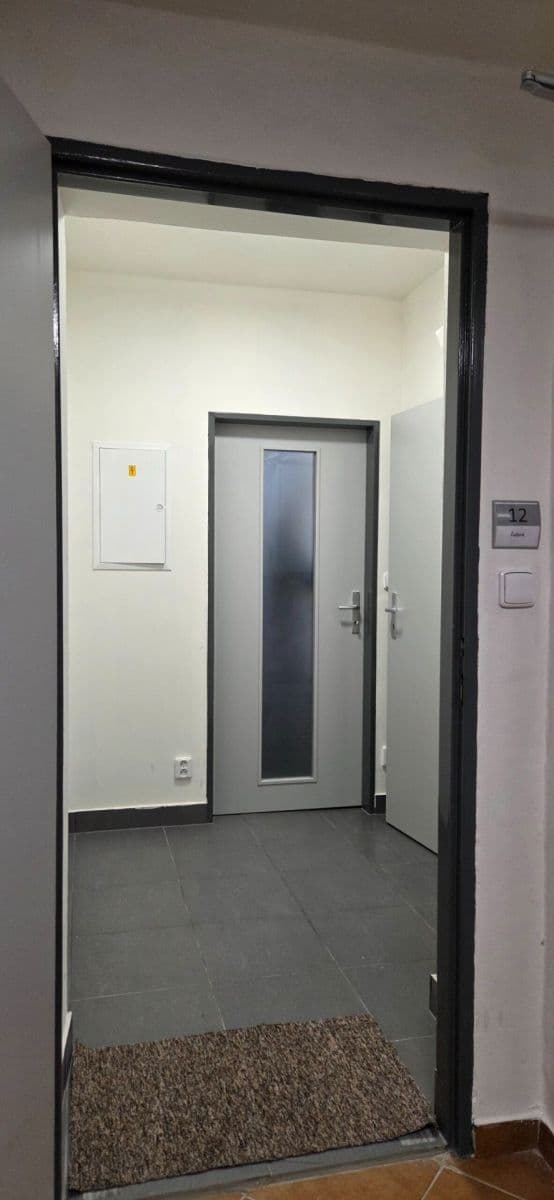 Prenájom bytu 1-izbový 33 m², náměstí Svobody, Šternberk, Olomoucký kraj Prenájom bytu 1-izbový 33 m², náměstí Svobody, Šternberk, Olomoucký kraj